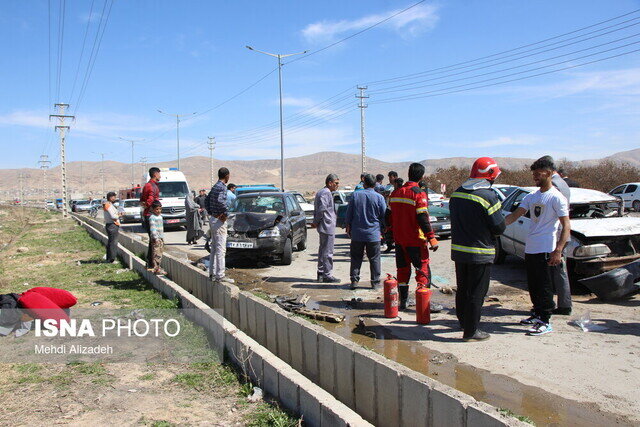 ۲ حادثه رانندگی با ۱۰ مصدوم در زنجان