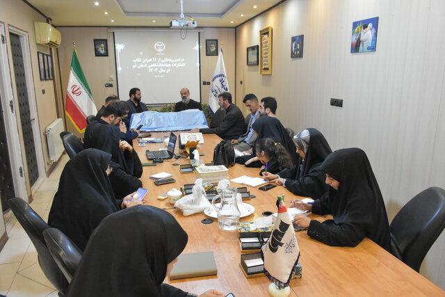 بازدید مدیرکل کتابخانههای عمومی از ایسنای قم بازدید مدیرکل کتابخانههای عمومی از ایسنای قم