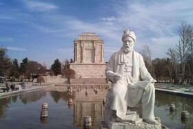 شاهنامه بیانگر یک هویت فرهنگی است/ فردوسی روح ملی ایرانیان را زنده نگه داشت