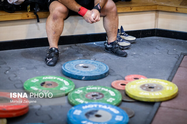 برگزاری مسابقات وزنهبرداری در قم به مناسبت هفته تربیتبدنی برگزاری مسابقات وزنهبرداری در قم به مناسبت هفته تربیتبدنی
