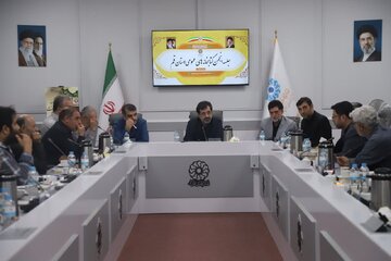 استاندار قم: توسعه کتابخانه‌های عمومی باید در اولویت قرار گیرد + ویدئو