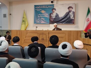 استاد حوزه: شهید سید مصطفی «خمینی ثانی» و تجلی کامل ابعاد علمی و عملی امام راحل بود