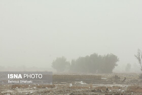  گرد و خاک طوفان کویر لوت دید افقی زاهدان را به ۶۰۰ متر کاهش داد