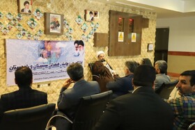 امام جمعه زاهدان: کمک مومنانه نباید به ماه مبارک رمضان منحصر شود