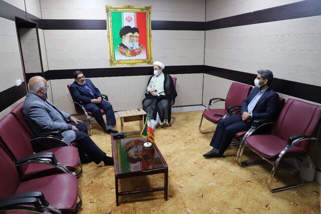 امام جمعه زاهدان: ساخت مسکن، یک نوع کار فرهنگی است