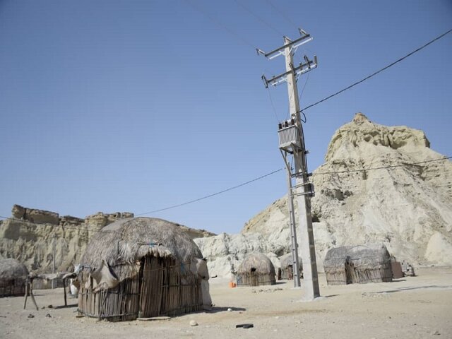 ۱۰۰ درصد روستاهای شهرستان کنارک از نعمت برق پایدار بهره مند شدند