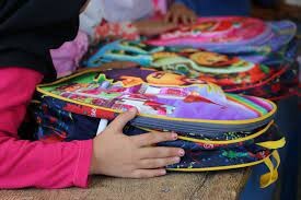 توزیع ۲۵۰۰ بسته لوازم التحریر در سیستان و بلوچستان