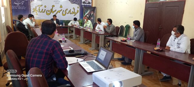 لزوم ورود بومیان زرآباد در سرمایه گذاری دامداری صنعتی