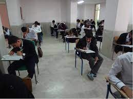 بسیاری از متخصصین و مدیران منطقه از دانش‌آموختگان دبیرستانهای دانشگاه بوده‌اند