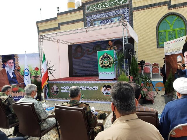 ارتش آبرسانی به ۱۸ روستای محروم شهرستان هیرمند را افتتاح کرد