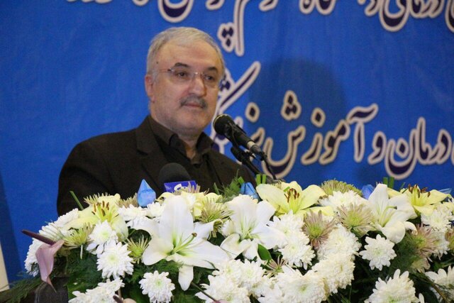 وزیر بهداشت: وزارتخانه را با 20 هزار میلیارد تومان کسری تحویل گرفتم