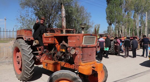 عرضه سوخت به دارندگان ماشین آلات کشاورزی فاقد پلاک تا پایان شهریور