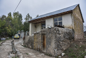 با احداث سد فینسک، روستای تم زیر آب خواهد رفت و روستای تلاجیم نیز بنا به ملاحظات اجرایی باید جابجا شود، مقدمات جابجایی این دو روستا در حال انجام است.