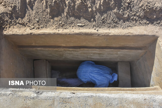 جان‌باختن 2 کرونایی دیگر در سمنان/ واکسن موثرترین راه مقابله با امیکرون