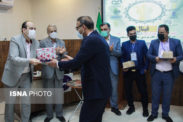 قهرمانی علمی کاربردی روستا در مسابقات مناظره دانشجویان استان سمنان 