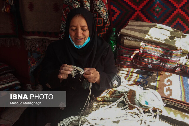 نمایشگاه صنایع دستی و تولیدات مشاغل خانگی - سمنان