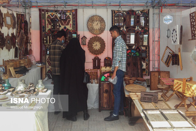 نمایشگاه صنایع دستی و تولیدات مشاغل خانگی - سمنان