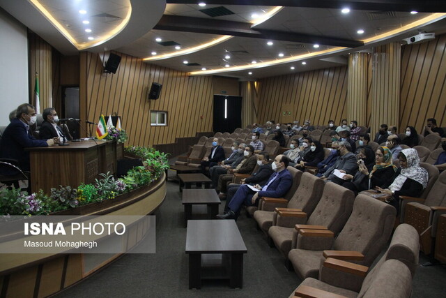 مجلس ریل گذاری مناسب برای دولت را انجام داده است