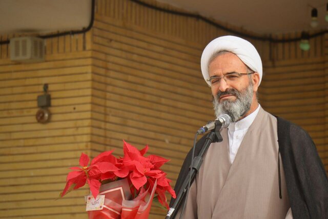 آئین زنگ سپاس معلم در شاهرود و سمنان/ ریل گذاری کشور در دست معلمان است