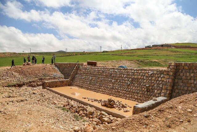 تکمیل پروژه آبخیزداری حوضه آبخیز آستانه دامغان تا نیمه خرداد