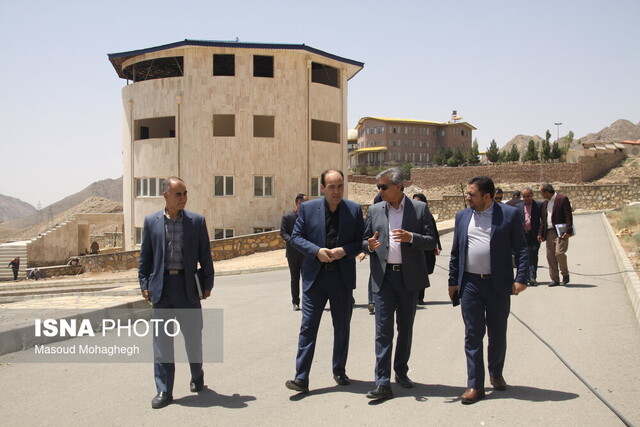 راه اندازی مرکز بهنژاد دامی جهاددانشگاهی، شتابدهنده طرح ملی قطب دامپروری مهدیشهر است