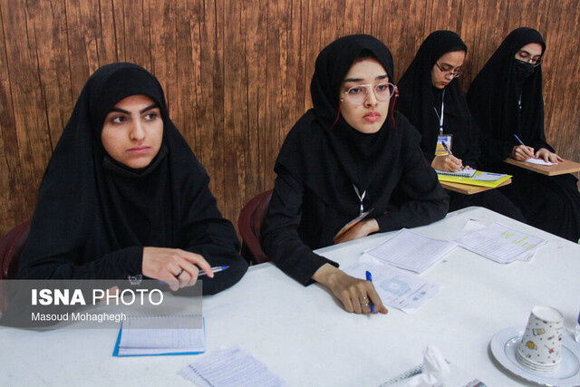 مسابقات مناظره دانشجویان استان سمنان