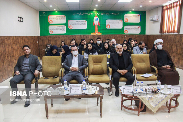 رقابت سه روزه 13 تیم در مسابقات ملی مناظره دانشجویان ایران استان سمنان