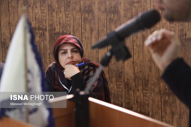 دانشگاه فرهنگیان قهرمان مسابقات مناظره دانشجویان استان سمنان شد