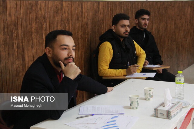 دانشگاه فرهنگیان قهرمان مسابقات مناظره دانشجویان استان سمنان شد