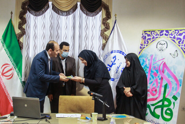 تجلیل از بانوان جهادگر جهاددانشگاهی استان سمنان