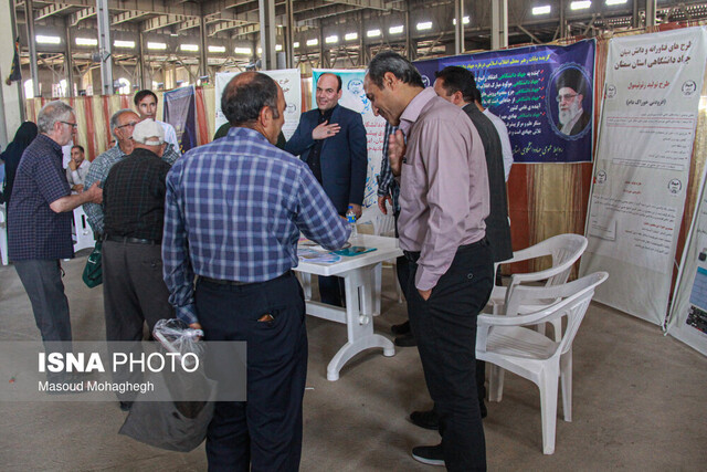 برپایی نمایشگاه دستاوردها و فعالیت های فناورانه جهاددانشگاهی استان سمنان