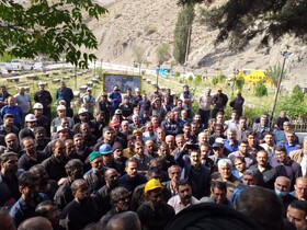 حضور وزیر تعاون، کار و رفاه اجتماعی در محل حادثه و حضور در جمع کارگران معدن طزره دامغان