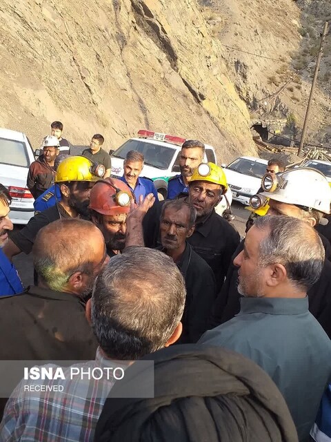بازدید میدانی وزیر تعاون، کار و رفاه اجتماعی از محل حادثه انفجار معدن طزره دامغان