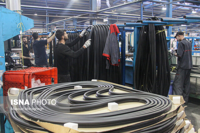 تکیه بر توان داخلی و دانش بومی رمز موفقیت ما بود/ کمبود آب مهمترین مشکل برای توسعه صنایع