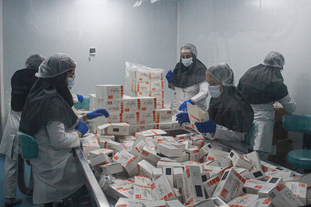 خیز سمنان برای تولید داروهای ضد سرطان/ تولید نیمی از داروهای دامی کشور در استان