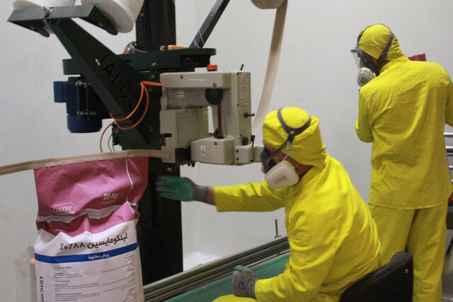 خیز سمنان برای تولید داروهای ضد سرطان/ تولید نیمی از داروهای دامی کشور در استان