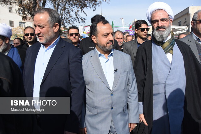 خاندوزی: گرههای اقتصادی یکییکی باز میشوند