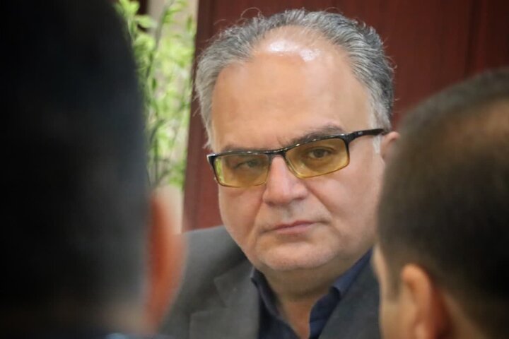  فرماندار سمنان: اصناف نقش مهمی در  آرامش بازار در دوره جنگ تحمیلی سوم دارند