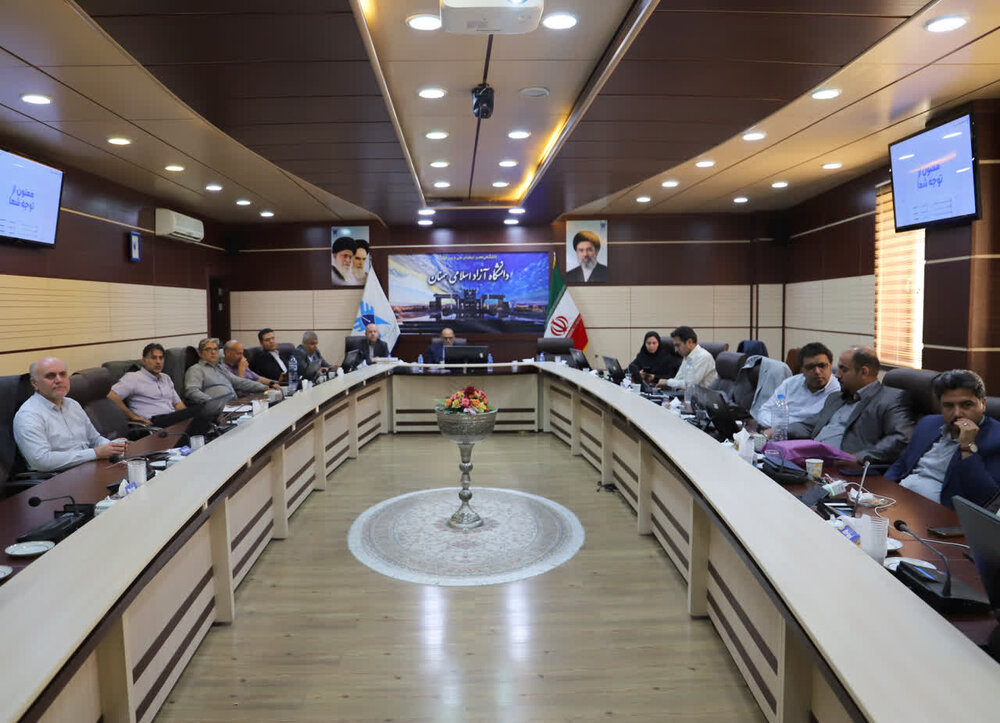 ایجاد هنرستان‌های جوار دانشگاهی اولویت‌ دانشگاه آزاد اسلامی 