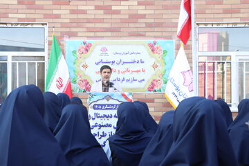 نواختن «زنگ گردشگری» در مدارس سمنان