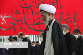 برپایی نماز ظهر عاشورا در شهرکرد