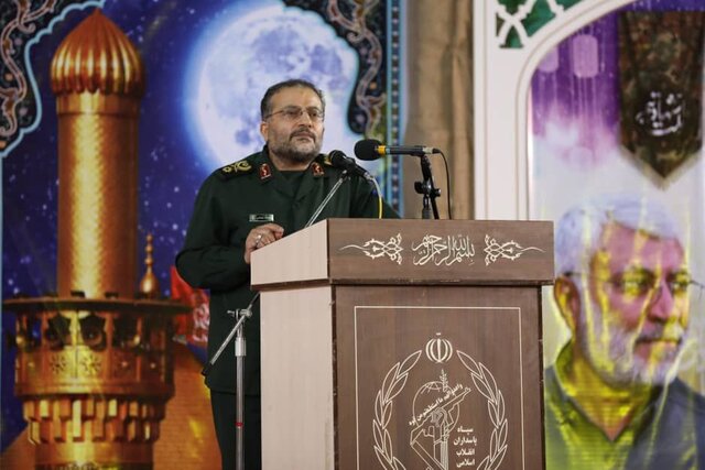 حل مشکلات کشور در ذیل نظام مردم‌سالاری در اولویت قرار بگیرد