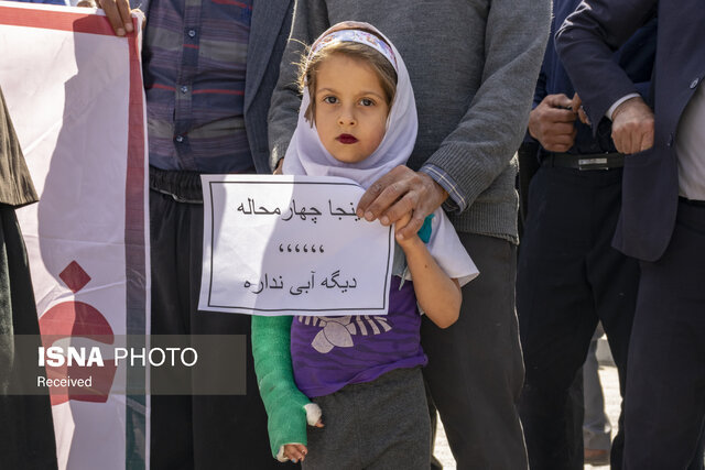 وزارت نیرو برای اجرای پروژههای آبی برنامه مدون داشته باشد