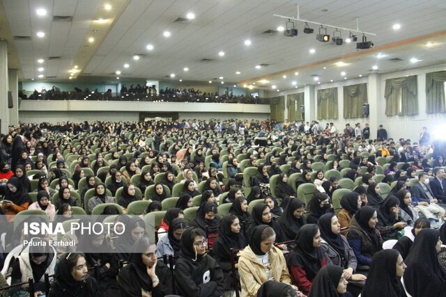 دانشگاهها محل تحول و تعیین سرنوشت جامعه هستند