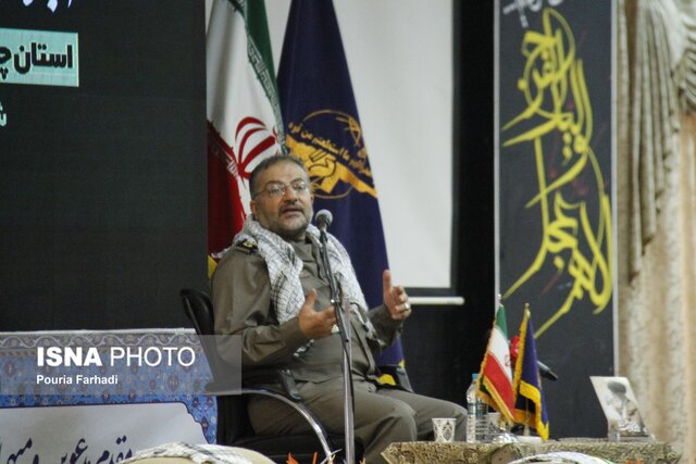 تضییع حقوق مردم به معنای فاصله گرفتن از حکومت جمهوری اسلامی است تضییع حقوق مردم به معنای فاصله گرفتن از حکومت جمهوری اسلامی است