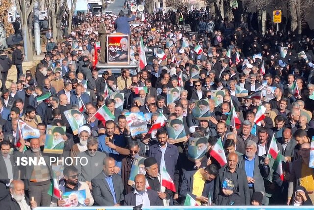 مردم چهارمحال و بختیاری جنایات استکبار جهانی در سالگرد شهید سلیمانی را محکوم کردند+تصاویر