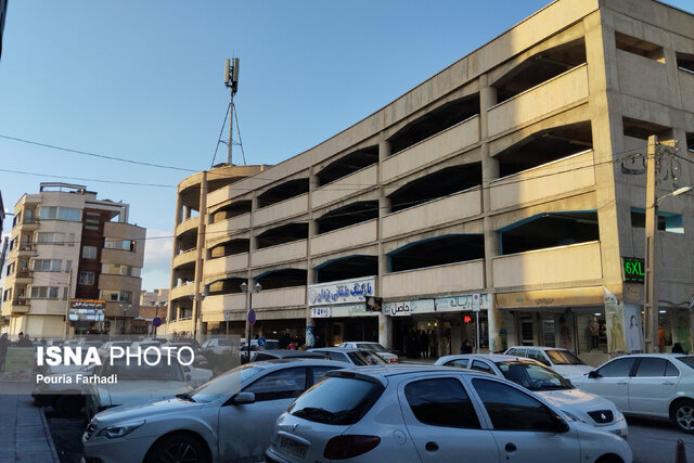 پارکینگهای عمومی سطح شهر تزیینی نیستند!