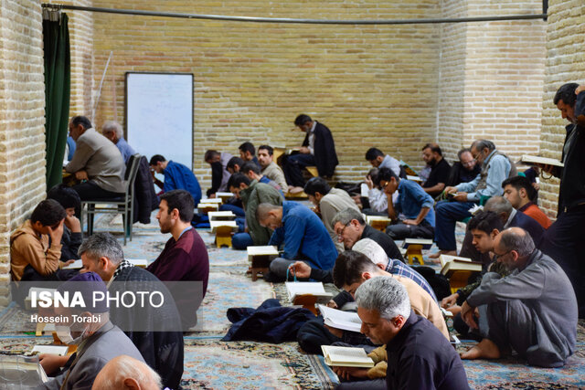 مراسم معنوی اعتکاف در چهارمحال و بختیاری برگزار شد