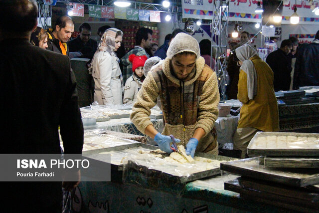 نمایشگاه بهاره در چهارمحال و بختیاری+عکس