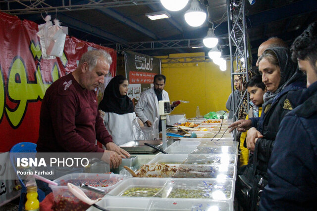 نمایشگاه بهاره در چهارمحال و بختیاری+عکس